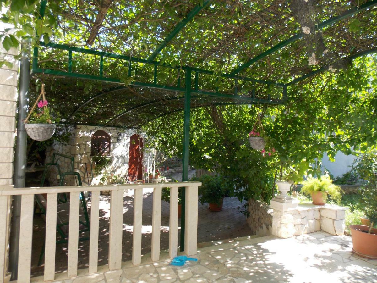 Apartmani Maja Kanica روغوزنيكا المظهر الخارجي الصورة