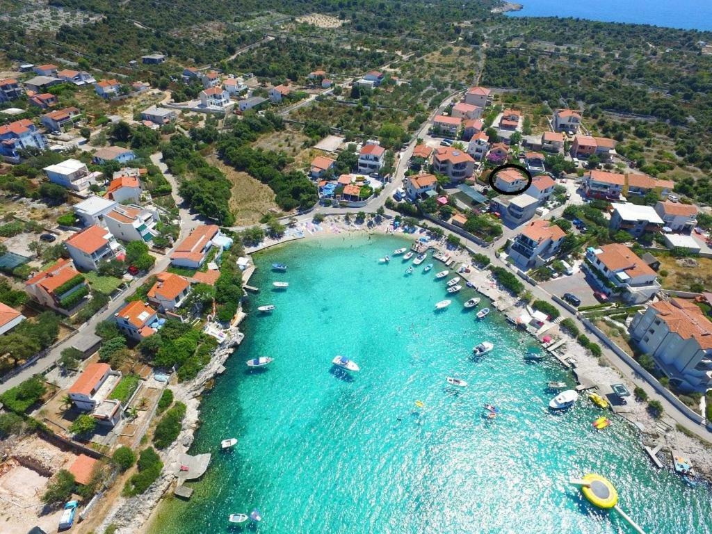 Apartmani Maja Kanica روغوزنيكا المظهر الخارجي الصورة