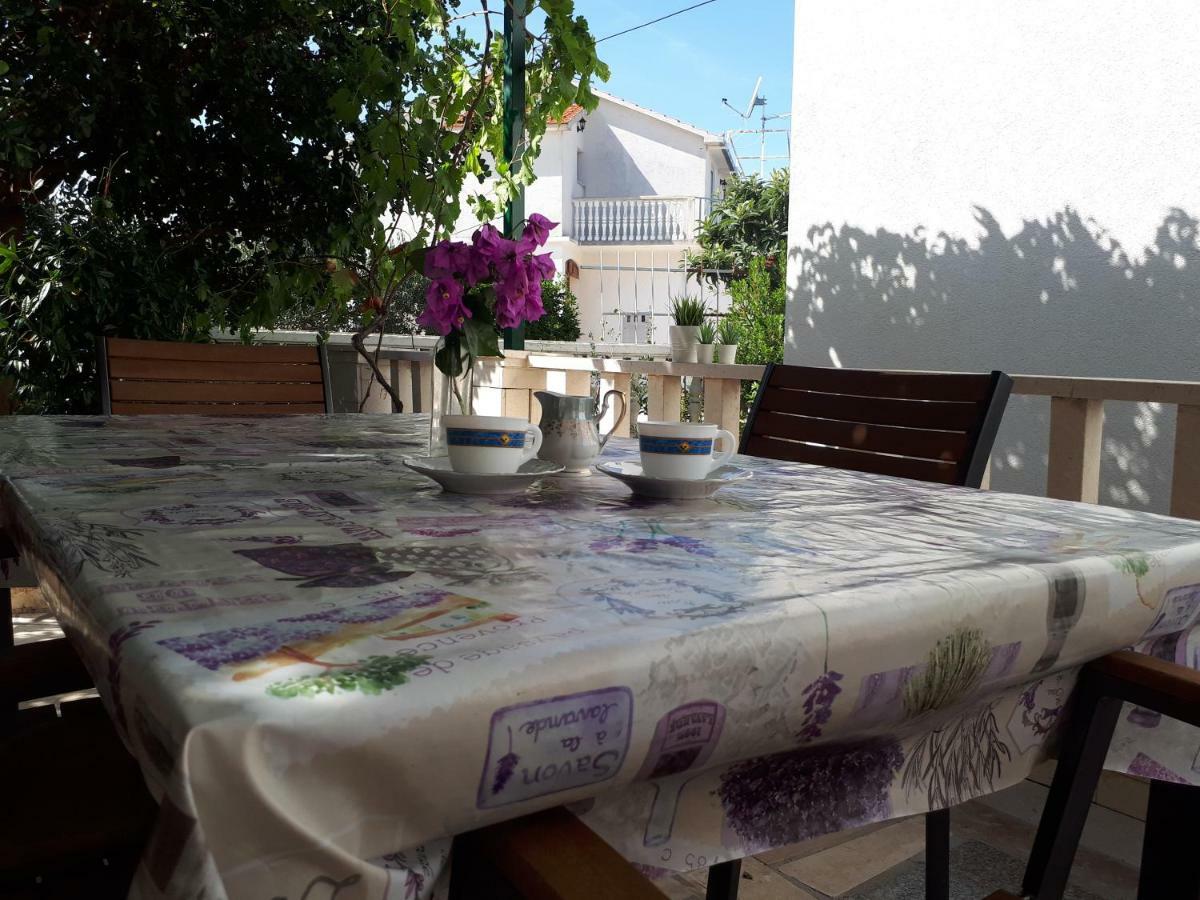Apartmani Maja Kanica روغوزنيكا المظهر الخارجي الصورة